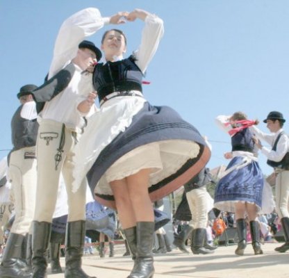 Mangalia dă startul Festivalului de Folclor
